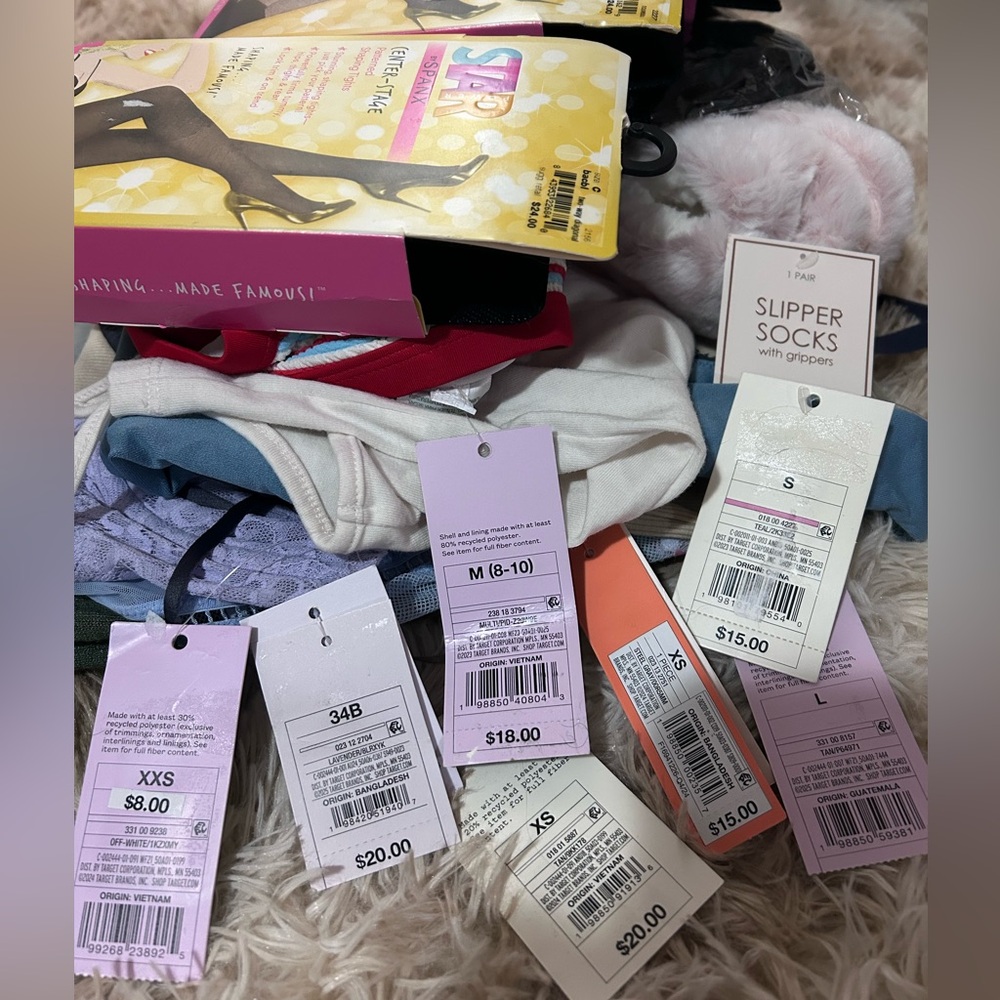 NEW Mixed Lot Bundle Women’s Clothes - Auden Spanx Colesie A New Day Wild Fable - Picture 2 of 7